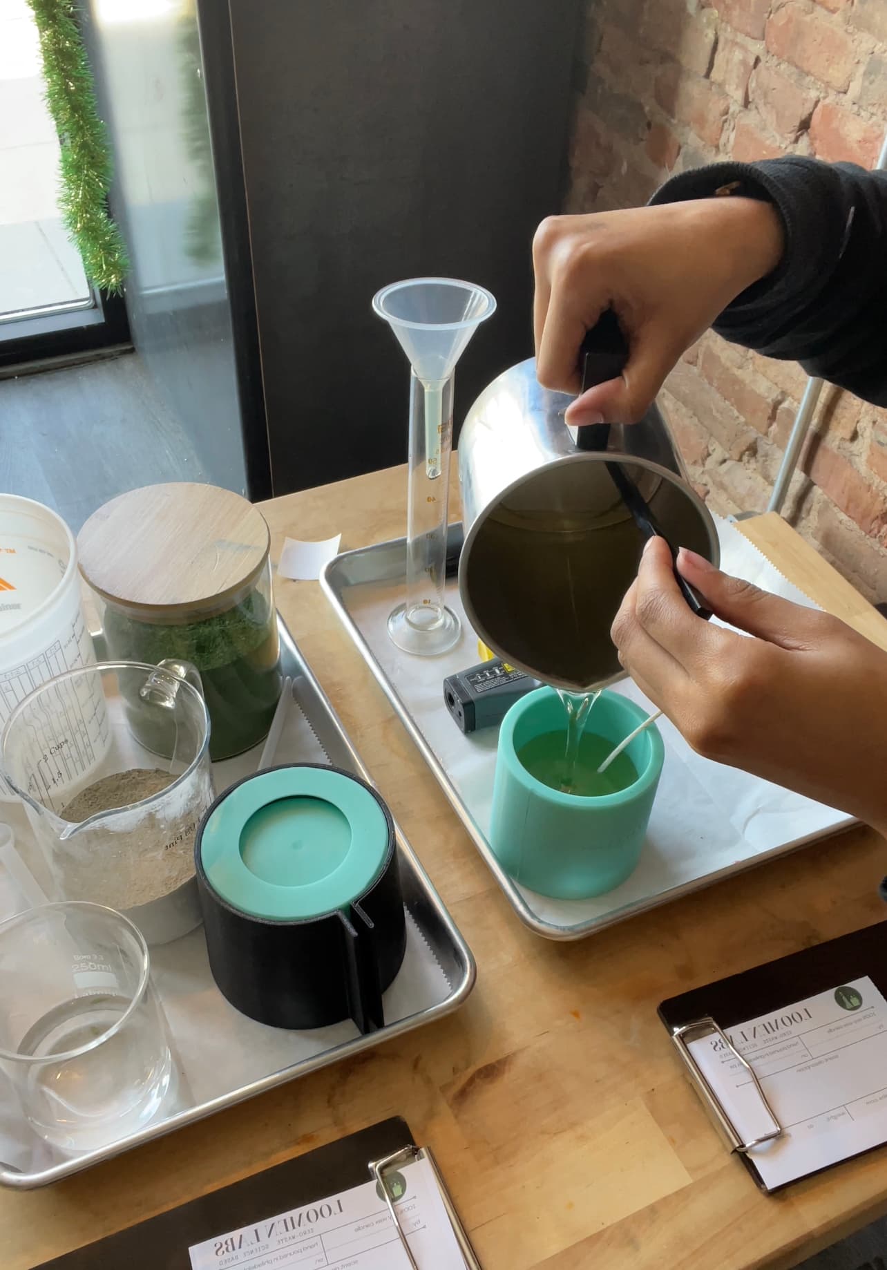 Custom candle-making experience at Loomen Labs